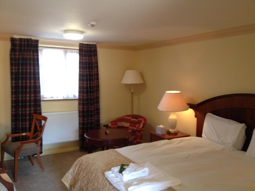 The Olde Windmill Inn Great Cressingham Room photo